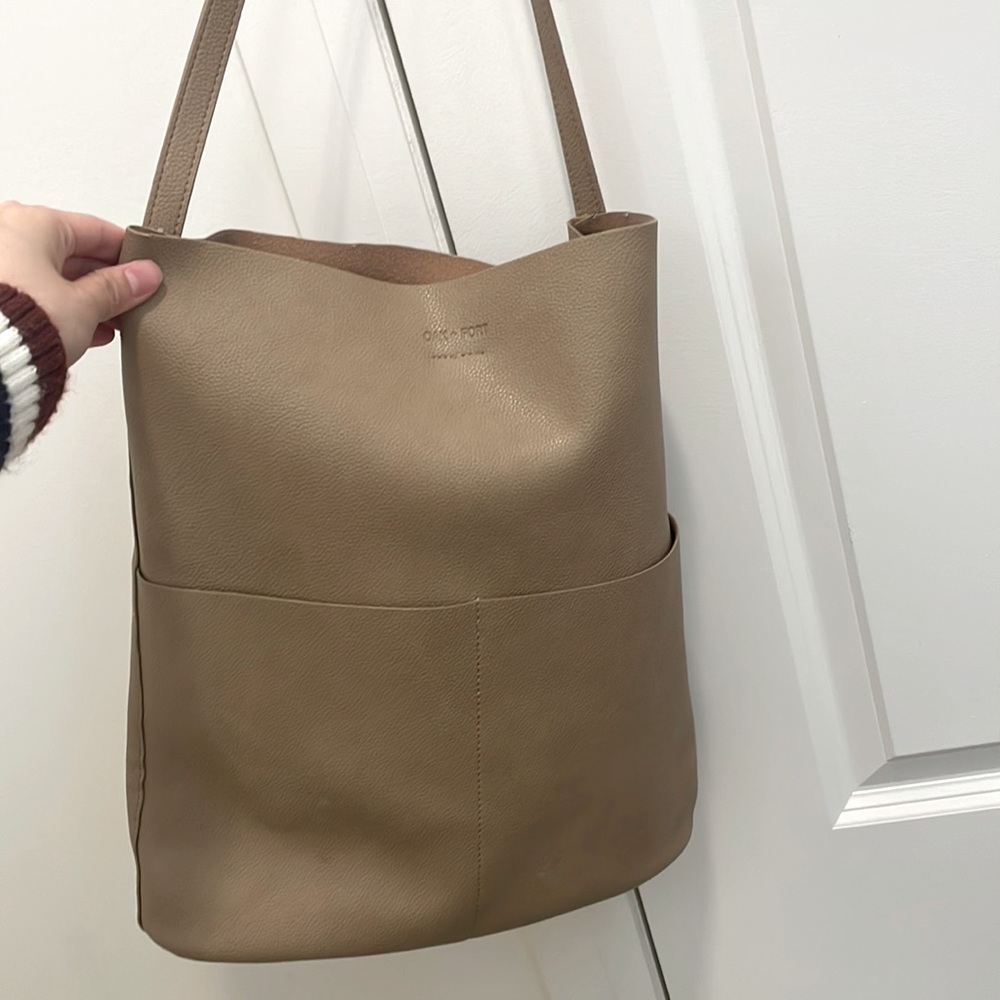 Oak and Fort - Good Condition